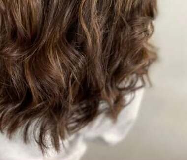 Soft caramel waves